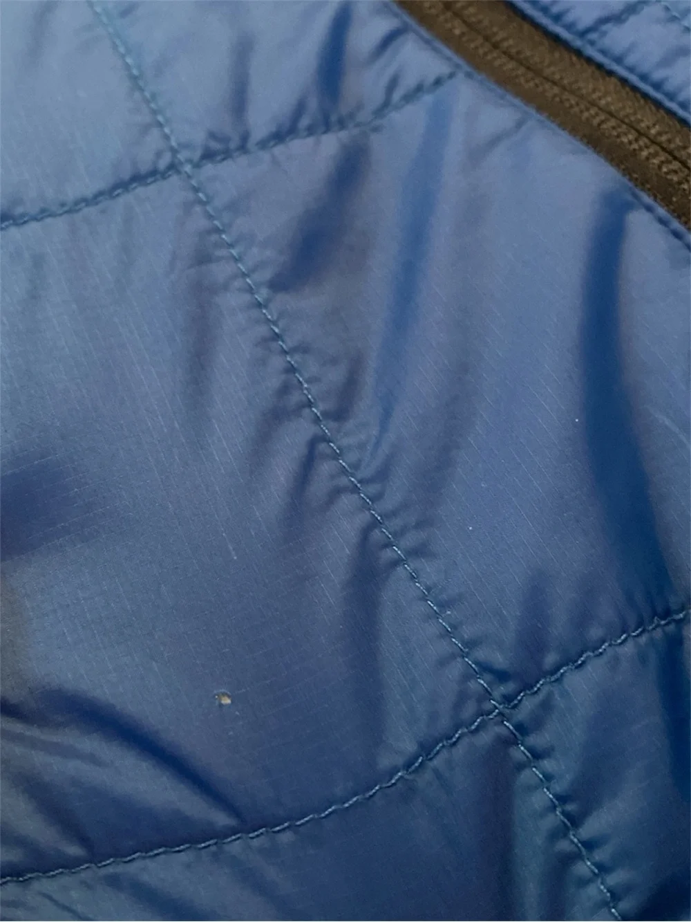 L.L. Bean Men's Blue Quilted Stowaway Lightweight Jacket